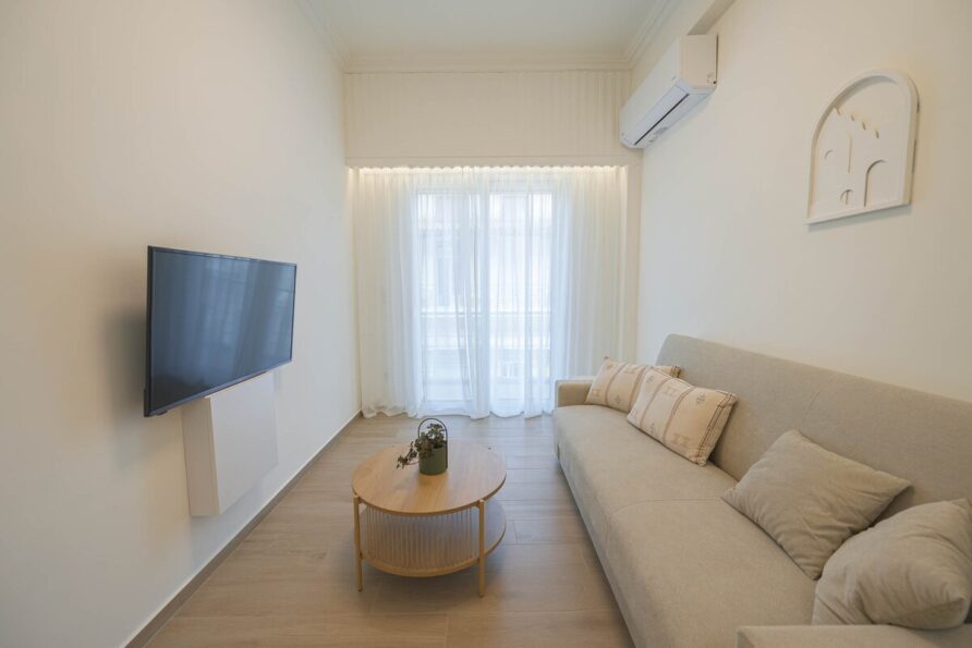 Corali 1 – Coastal Retreat